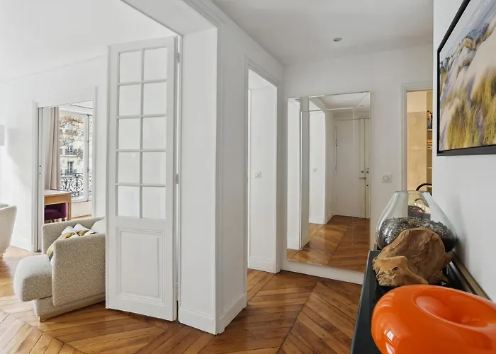 アパート 2 Bedroom Luxurious Next To Arc De Triumphe *