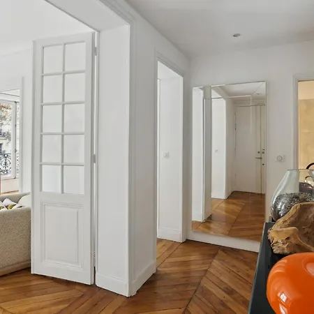 アパート 2 Bedroom Luxurious Next To Arc De Triumphe *
