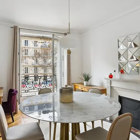 アパート 2 Bedroom Luxurious Next To Arc De Triumphe